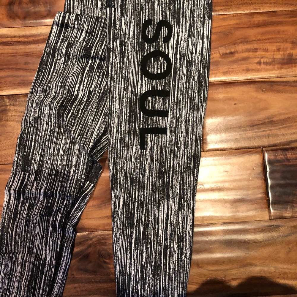 Soulcycle cropped leggings